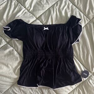 Klassy off shoulder flutter sleeve top